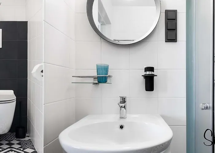 Lovely Urban Retreat Near Old Town, Wifi 100Mb Apartamento