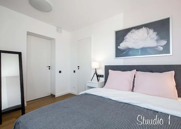 Lovely Urban Retreat Near Old Town, Wifi 100Mb