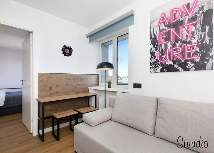 Lovely Urban Retreat Near Old Town, Wifi 100Mb *